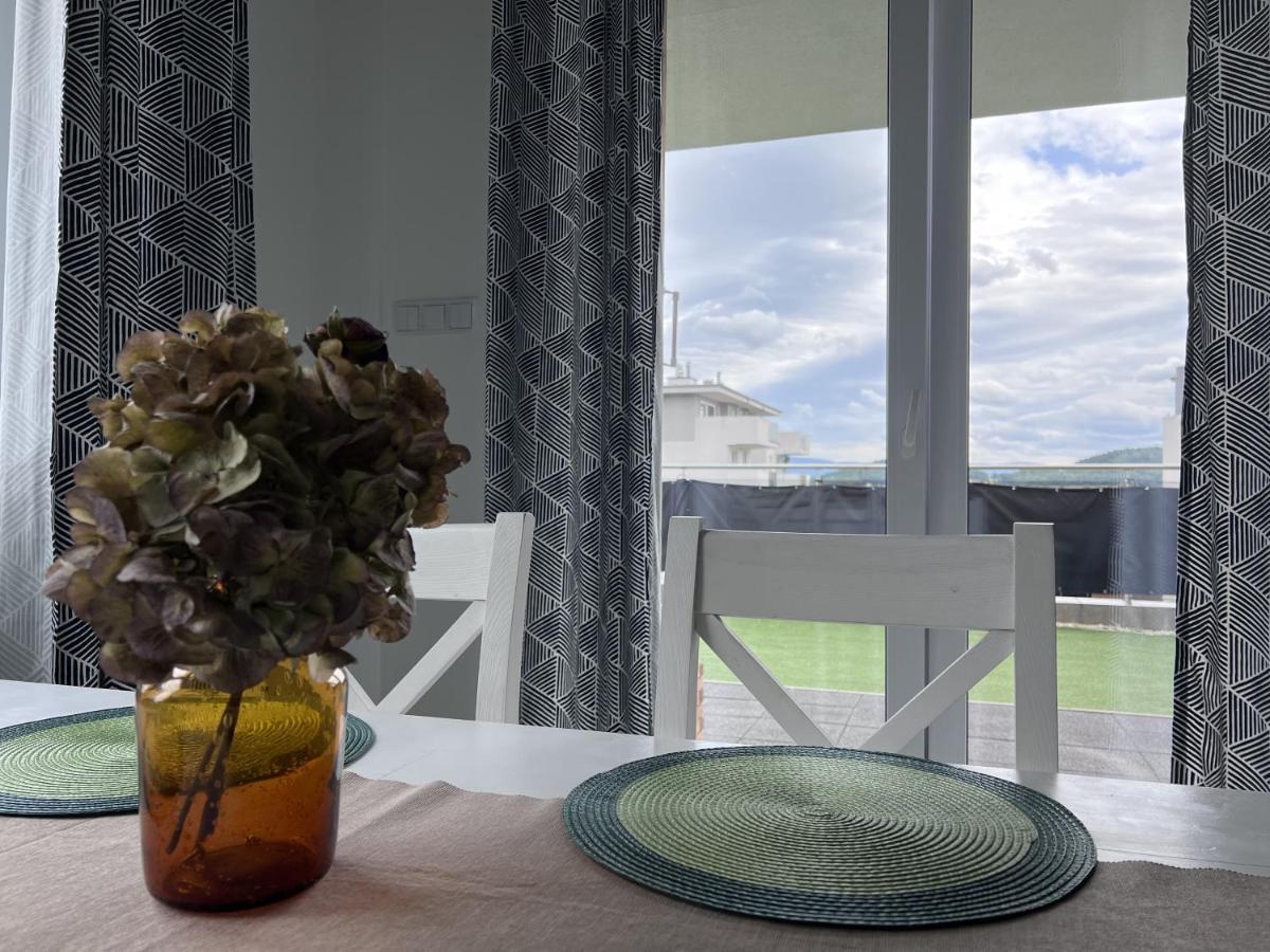 Apartament Z Tarasem Na Osiedlu Rakownica Jelenia Góra Extérieur photo