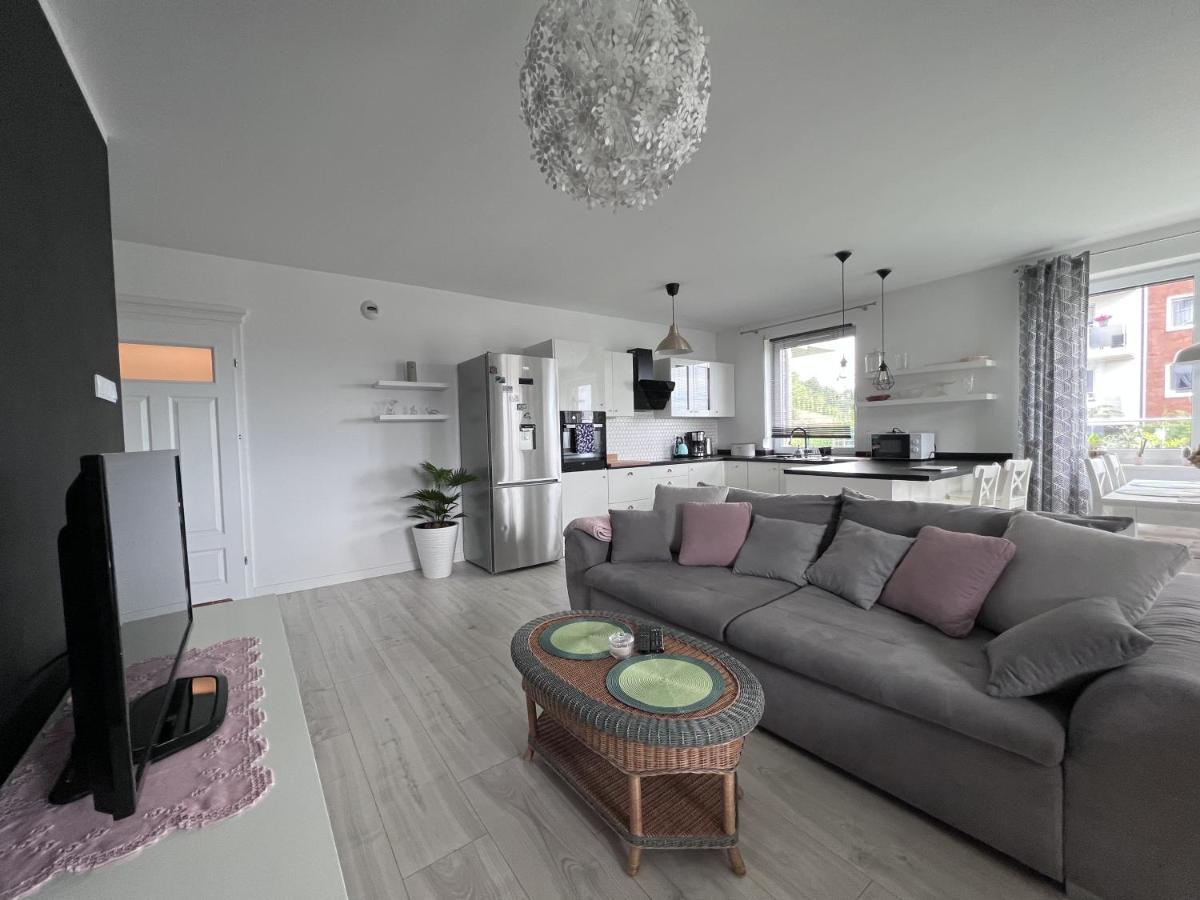 Apartament Z Tarasem Na Osiedlu Rakownica Jelenia Góra Extérieur photo